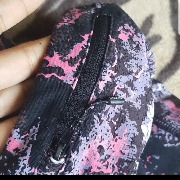 Lululemon leggings - Picture 5 of 5